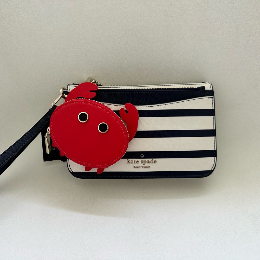Kate Spade pinch me crab wristlet set